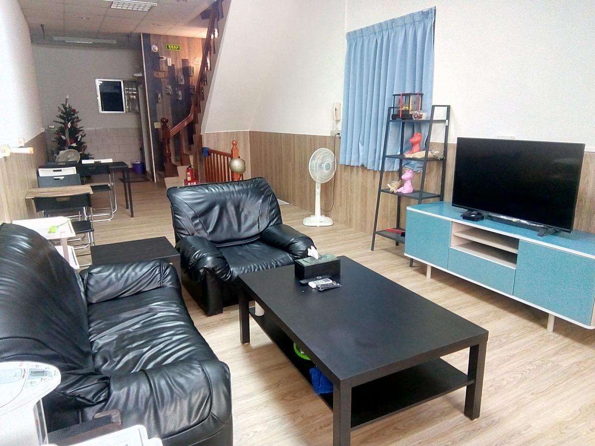 高雄 旅人小棧六合館酒店 外观 照片